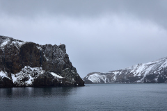 Deception Island, inne I kalderan